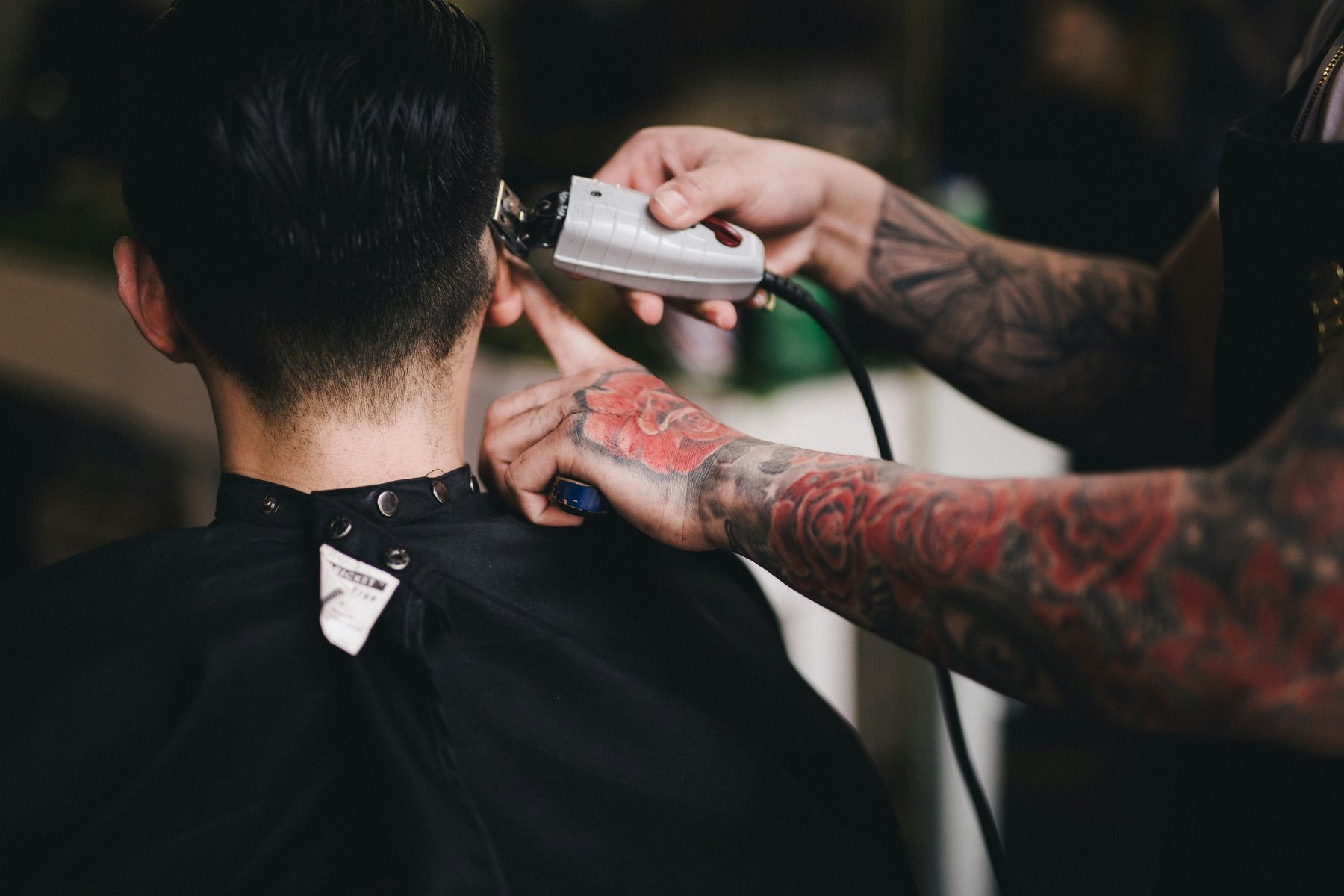 Máquina de corte em uso profissional